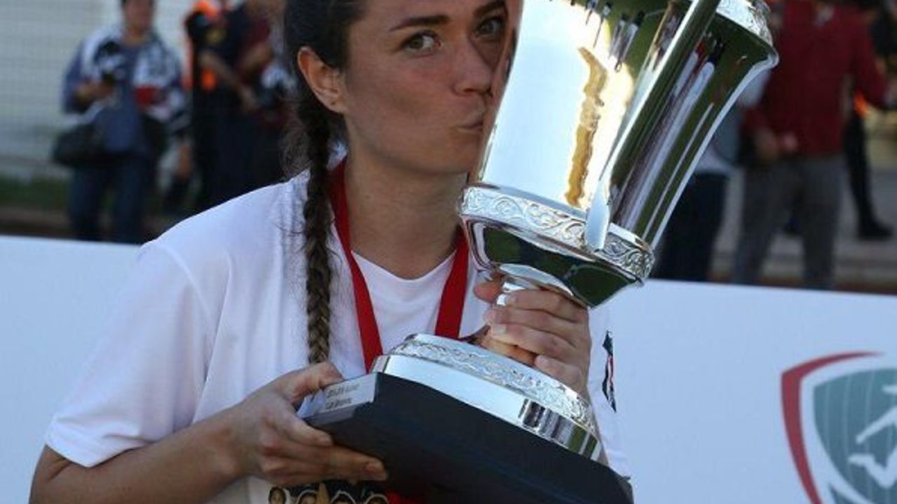 Gizem Gonultas :: Besiktas :: Perfil do Jogador 