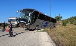 Karadeniz yolunda yolcu otobüsü kaz yaptı: 14 yaralı