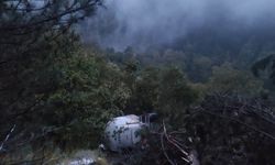 Bolu'da uçuruma yuvarlanan tankerin sürücüsü öldü