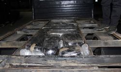Amasya'da bir araçta 120 kilogram esrar ele geçirildi