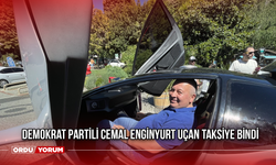 Demokrat Partili Cemal Enginyurt Uçan Taksiye Bindi