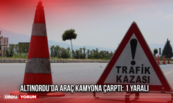 Altınordu’da araç kamyona çarptı: 1 Yaralı