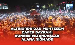 Altınordu’dan Muhteşem Zafer Bayramı Konseri Vatandaşlar Alana Sığmadı!