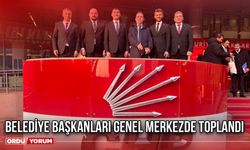 Belediye Başkanları Genel Merkezde Toplandı