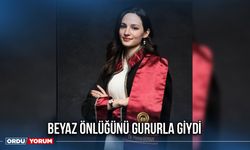 Beyaz Önlüğünü Gururla Giydi
