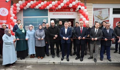 Bayburt'ta Diyanet Gençlik Merkezi açıldı