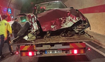Gümüşhane'de tünelde duvara çarpan otomobilin sürücüsü öldü