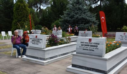 Orta ve Doğu Karadeniz'de 15 Temmuz dolayısıyla şehitlikler ziyaret edildi