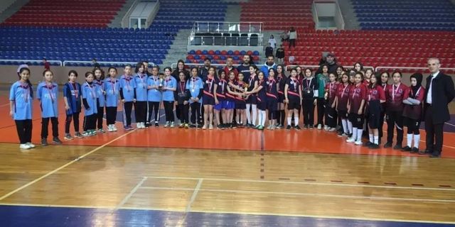 Fatsa'da Okul Sporları Kızlar Futsal Şampiyonu Belli Oldu !
