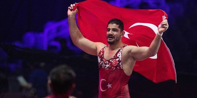 Taha Akyol Yüzümüzü Güldürdü
