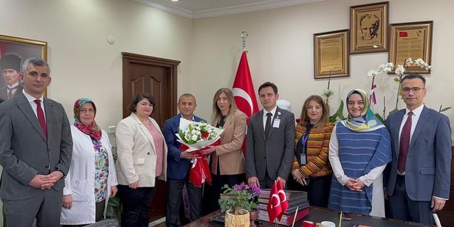 Vali Sonel hemşireleri unutmadı