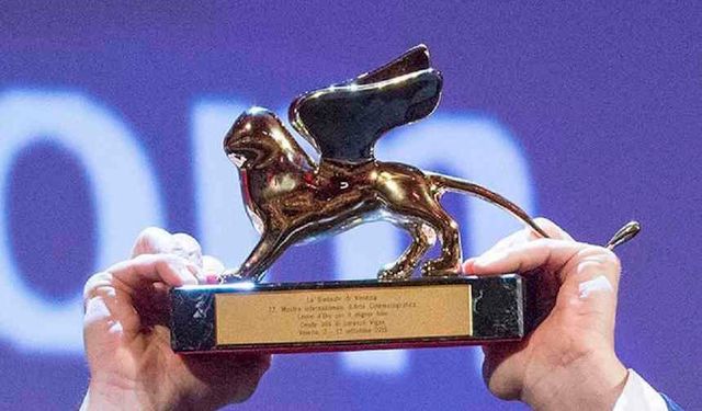80. Venedik Film Festivali Ödülleri 2023 Poor Things en iyi film ödülünü kazandı