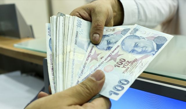 Yüzde 45 zam ile yeni asgari ücret 24.652 TL