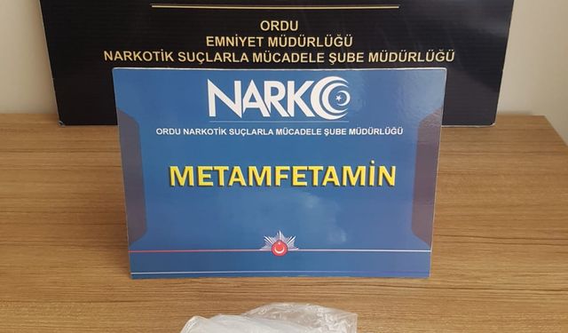 Norkotik Şube 500 Gram Metamfetamin Ele Geçirdi