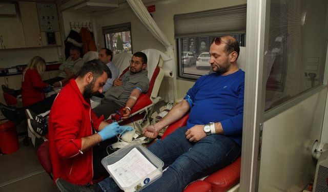 Fatsalılar 1 günde 60 ünite kan bağışı yaptı