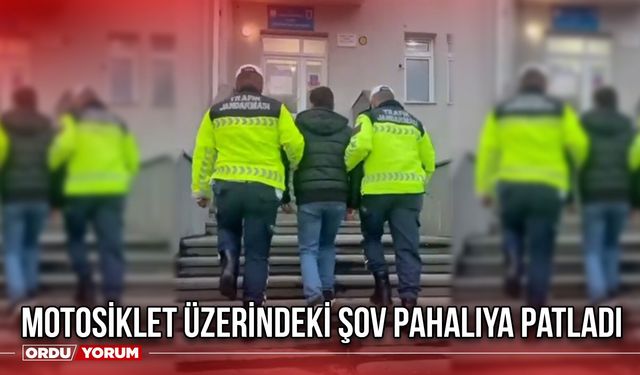 Motosiklet Üzerindeki Şov Pahalıya Patladı