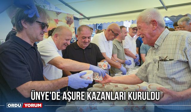 Ünye'de Aşure Kazanları Kuruldu