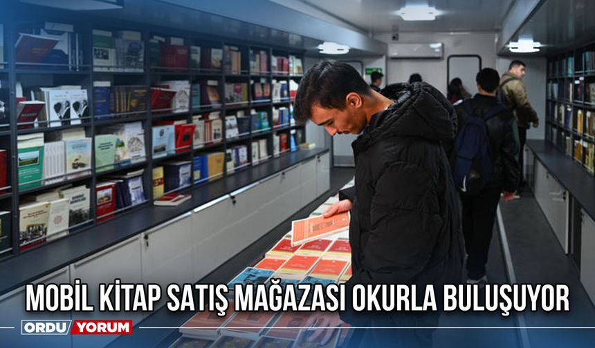Mobil Kitap Satış Mağazası Okurla Buluşuyor