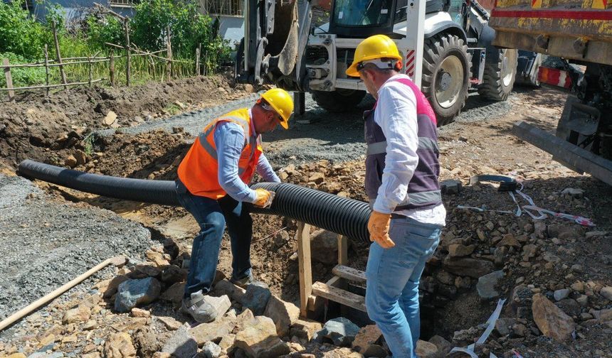 OBB Ünye’de İki Mahalleye Yağmur Suyu Hattını Yeniliyor