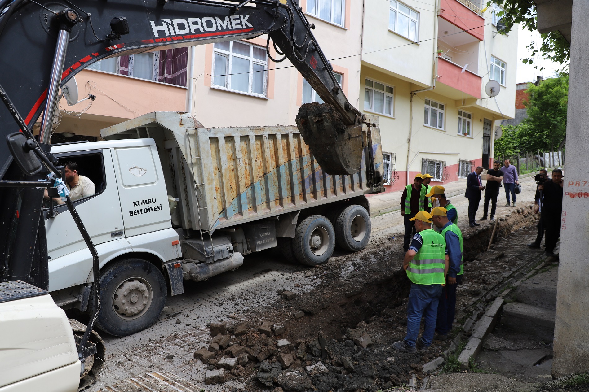 Belediyeler kendi sınırları içinde hangi hizmeti sağlamakla görevlidir 4