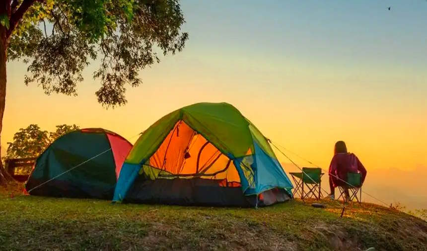 Çadır Kampı Yapacaklara Tavsiyeler: Unutulmaz Bir Doğa Deneyimi İçin İpuçları