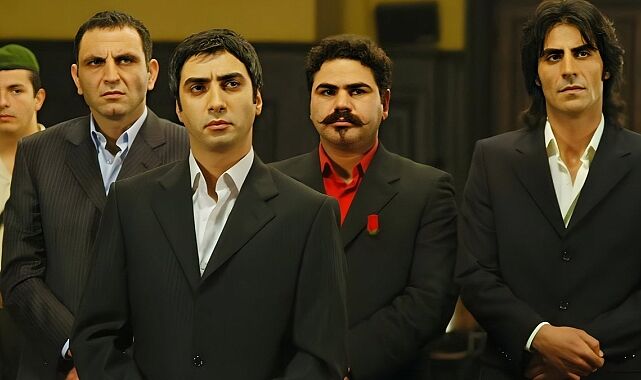 KURTLAR-VADİSİ