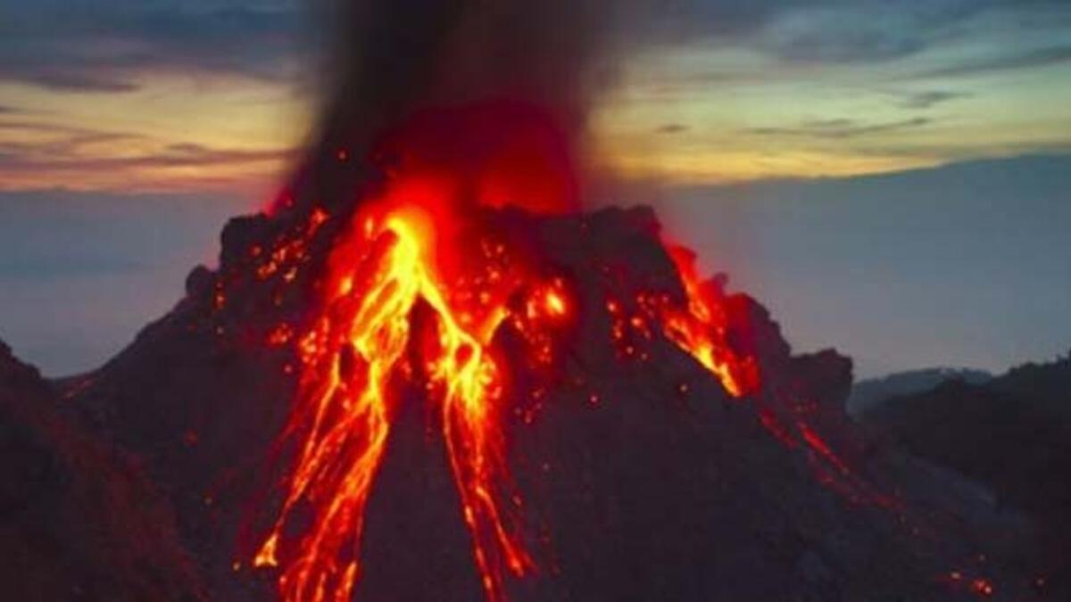 Endonezya Yanaradağ Patlama