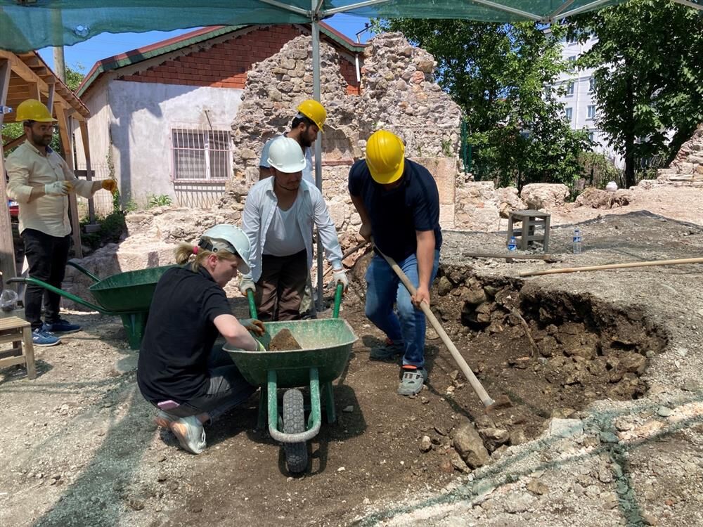 Kazı Çalışmaları 1