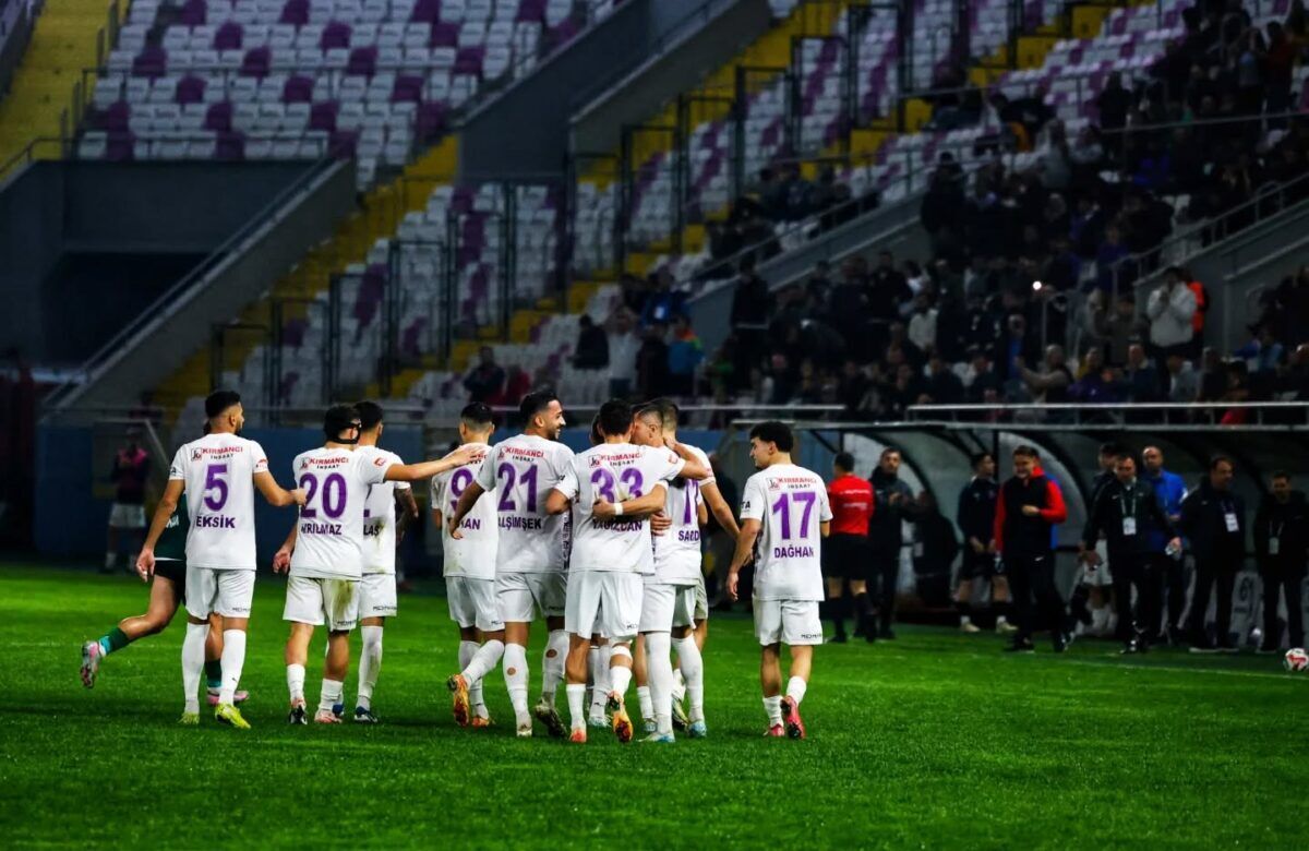 52 Orduspor Futbol Kulubu 1200X780